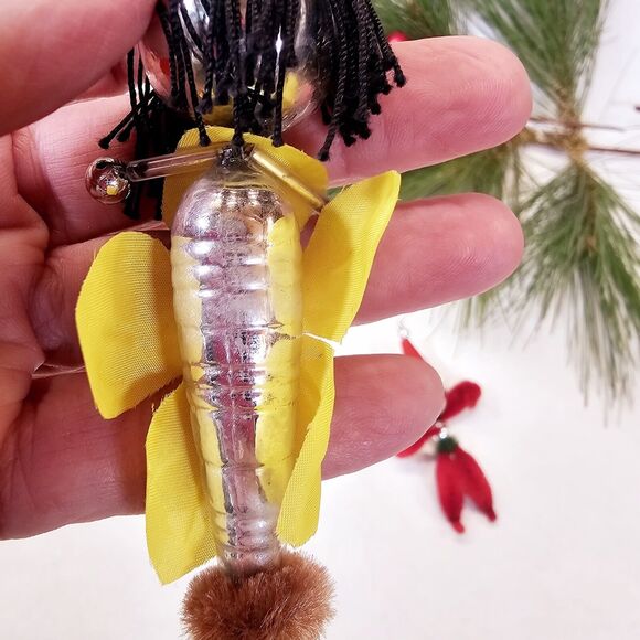 4 Vintage Pipe Cleaner & Glass? Figures People Christmas Ornaments Decorations - Picture 4 of 15